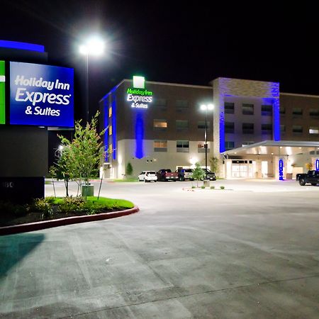 Holiday Inn Express & Suites Taylor By Ihg Exterior foto
